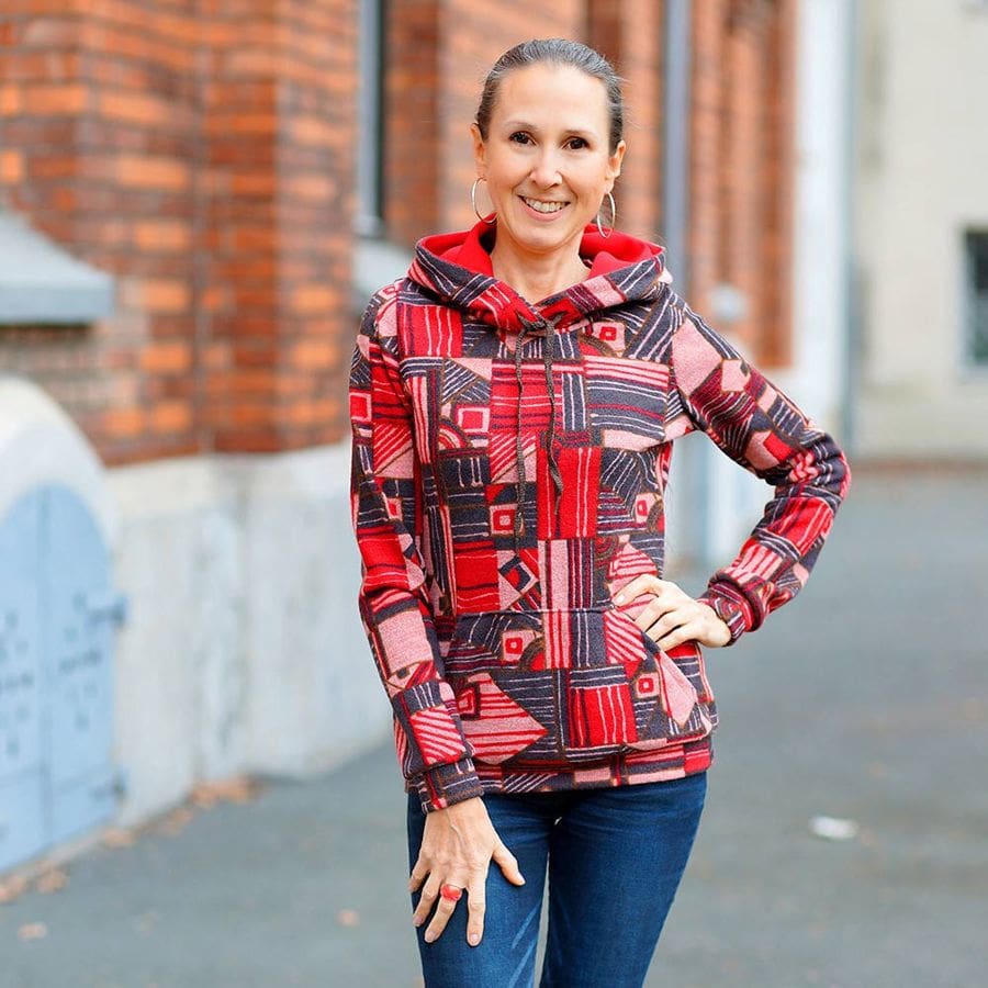Pullover Hoodie Nafia Pattern sewing example